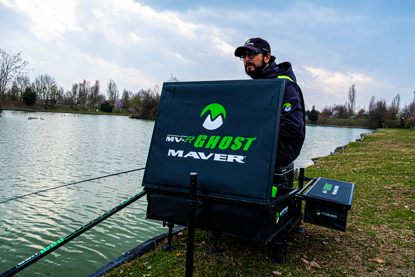 Side Tray MV-R Ghost Big 63x54cm